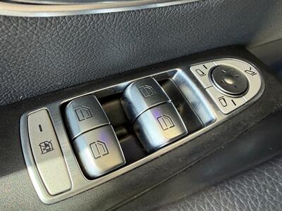 2017 Mercedes-Benz E 300   - Photo 22 - Orange, CA 92868