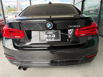 2018 BMW 3 Series 330i - Photo 13 - Orange, CA 92868