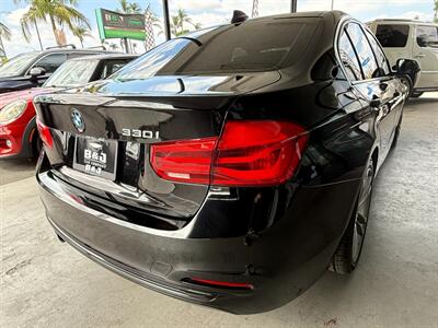 2018 BMW 3 Series 330i - Photo 10 - Orange, CA 92868