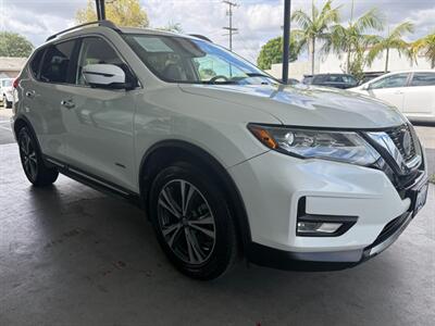 2018 Nissan Rogue Hybrid SL   - Photo 7 - Orange, CA 92868
