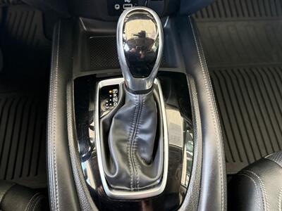 2018 Nissan Rogue Hybrid SL   - Photo 35 - Orange, CA 92868