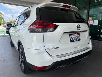 2018 Nissan Rogue Hybrid SL   - Photo 6 - Orange, CA 92868
