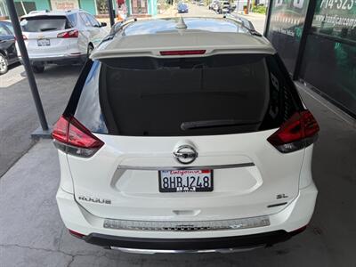 2018 Nissan Rogue Hybrid SL   - Photo 14 - Orange, CA 92868