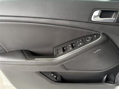 2015 Kia Optima Hybrid EX   - Photo 23 - Orange, CA 92868