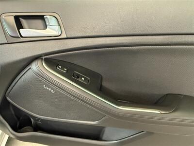 2015 Kia Optima Hybrid EX   - Photo 29 - Orange, CA 92868