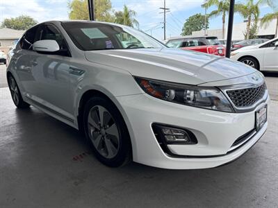 2015 Kia Optima Hybrid EX   - Photo 8 - Orange, CA 92868