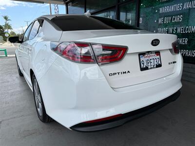 2015 Kia Optima Hybrid EX   - Photo 7 - Orange, CA 92868