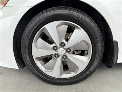 2015 Kia Optima Hybrid EX   - Photo 41 - Orange, CA 92868