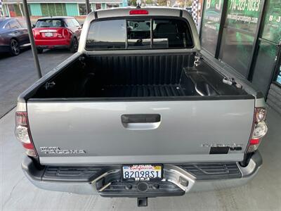 2015 Toyota Tacoma PreRunner V6   - Photo 15 - Orange, CA 92868