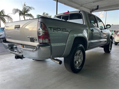 2015 Toyota Tacoma PreRunner V6   - Photo 10 - Orange, CA 92868