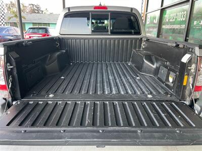 2015 Toyota Tacoma PreRunner V6   - Photo 16 - Orange, CA 92868