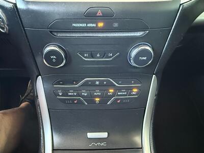 2016 Ford Edge SEL - Photo 36 - Orange, CA 92868