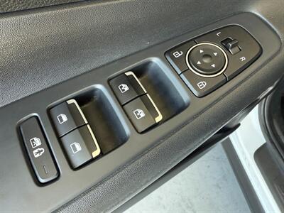 2022 Hyundai SANTA FE SEL   - Photo 24 - Orange, CA 92868