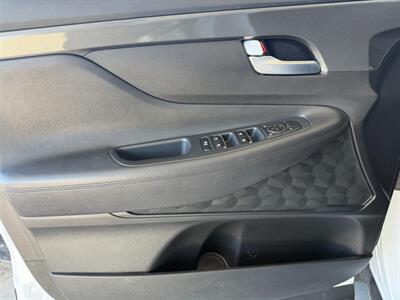 2022 Hyundai SANTA FE SEL   - Photo 23 - Orange, CA 92868