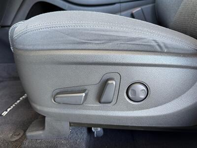 2022 Hyundai SANTA FE SEL   - Photo 19 - Orange, CA 92868