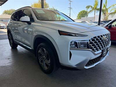 2022 Hyundai SANTA FE SEL   - Photo 8 - Orange, CA 92868