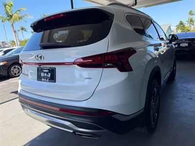 2022 Hyundai SANTA FE SEL   - Photo 11 - Orange, CA 92868
