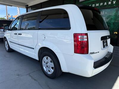 2008 Dodge Grand Caravan SE - Photo 4 - Orange, CA 92868