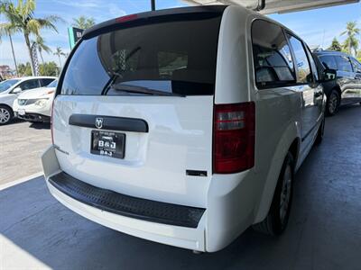 2008 Dodge Grand Caravan SE - Photo 10 - Orange, CA 92868