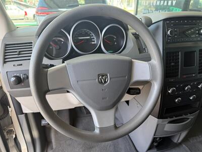 2008 Dodge Grand Caravan SE - Photo 18 - Orange, CA 92868