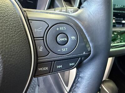 2022 Toyota Corolla Cross XLE   - Photo 22 - Orange, CA 92868