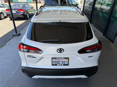2022 Toyota Corolla Cross XLE   - Photo 15 - Orange, CA 92868