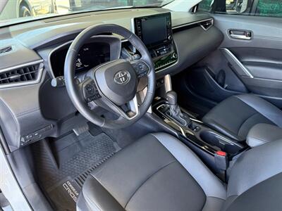 2022 Toyota Corolla Cross XLE   - Photo 17 - Orange, CA 92868