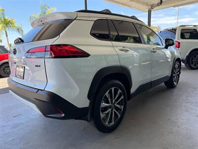 2022 Toyota Corolla Cross XLE   - Photo 10 - Orange, CA 92868