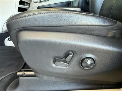 2021 Chrysler Pacifica Touring L   - Photo 19 - Orange, CA 92868