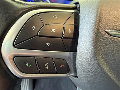 2021 Chrysler Pacifica Touring L   - Photo 21 - Orange, CA 92868