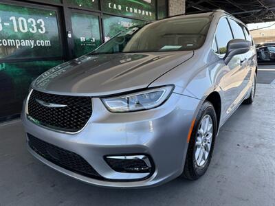 2021 Chrysler Pacifica Touring L   - Photo 2 - Orange, CA 92868
