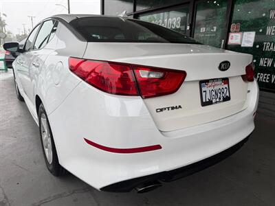 2015 Kia Optima LX   - Photo 6 - Orange, CA 92868