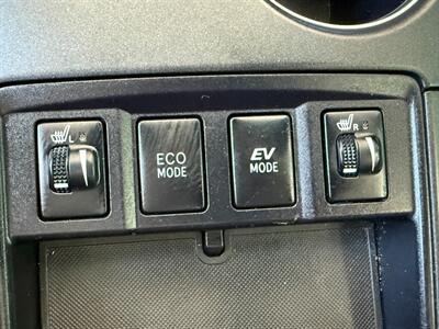 2015 Toyota Camry Hybrid XLE - Photo 39 - Orange, CA 92868