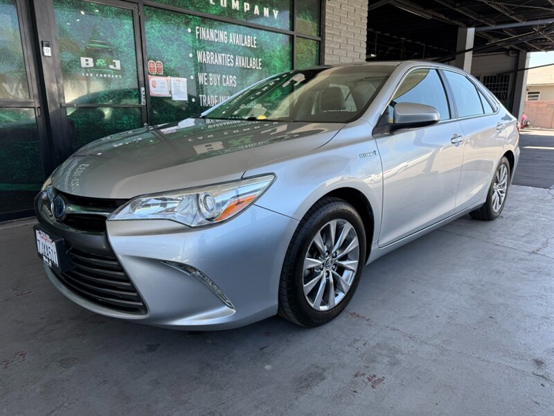 2015 Toyota Camry Hybrid XLE   - Photo 1 - Orange, CA 92868