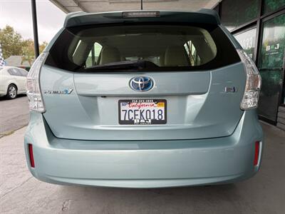 2013 Toyota Prius v Two   - Photo 14 - Orange, CA 92868