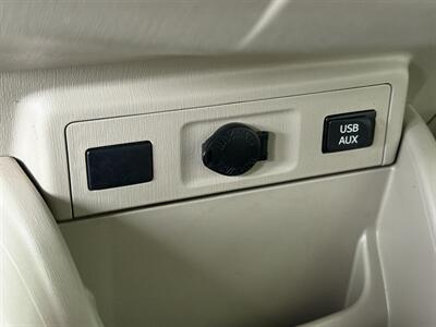 2013 Toyota Prius v Two   - Photo 34 - Orange, CA 92868