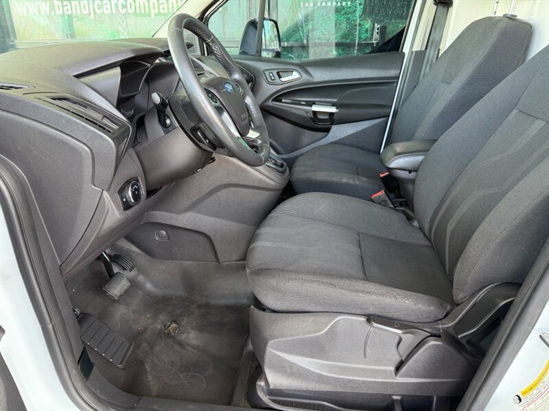 2015 Ford Transit Connect XLT photo 17