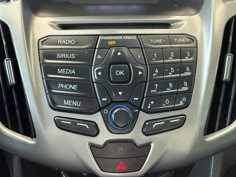 2015 Ford Transit Connect XLT photo 33