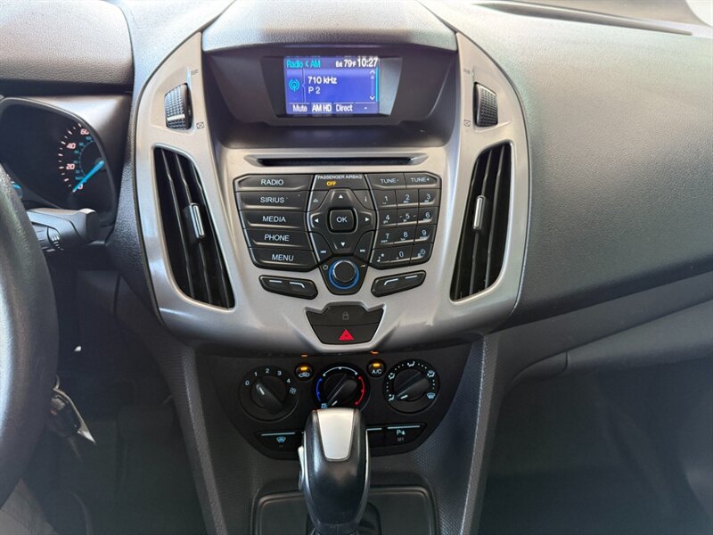 2015 Ford Transit Connect XLT photo 30