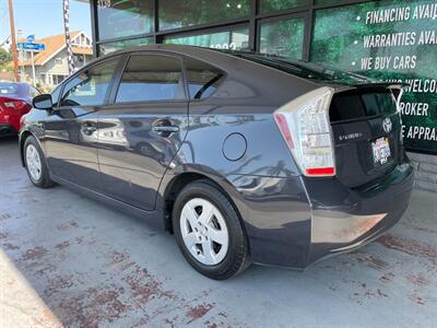 2010 Toyota Prius IV   - Photo 5 - Orange, CA 92868