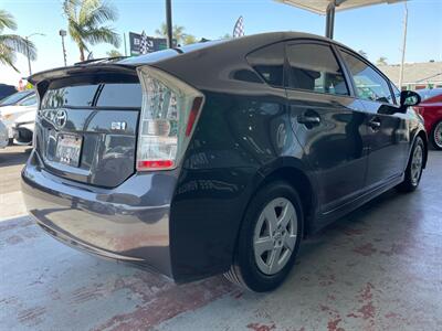 2010 Toyota Prius IV   - Photo 9 - Orange, CA 92868