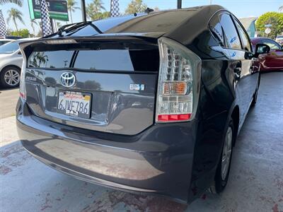 2010 Toyota Prius IV   - Photo 10 - Orange, CA 92868