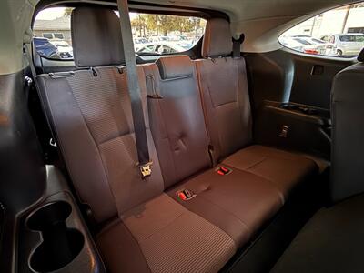 2021 Toyota Highlander LE   - Photo 28 - Orange, CA 92868