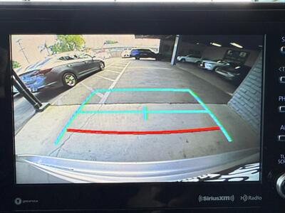 2021 Toyota Highlander LE   - Photo 34 - Orange, CA 92868