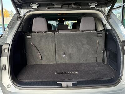 2021 Toyota Highlander LE   - Photo 38 - Orange, CA 92868