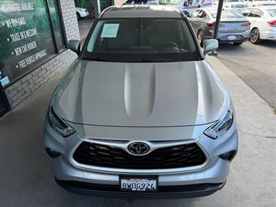 2021 Toyota Highlander LE   - Photo 13 - Orange, CA 92868