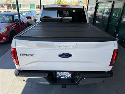 2017 Ford F-150 Lariat   - Photo 14 - Orange, CA 92868