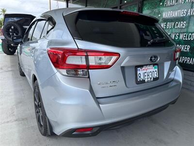 2019 Subaru Impreza 2.0i   - Photo 7 - Orange, CA 92868