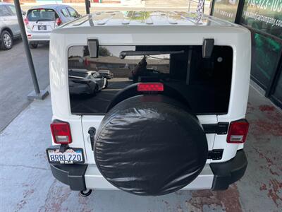 2012 Jeep Wrangler Sahara   - Photo 14 - Orange, CA 92868