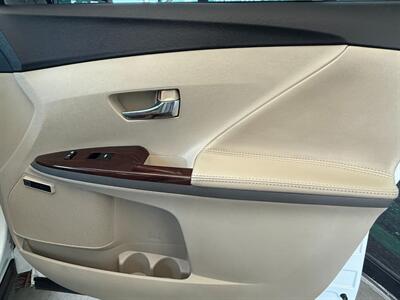 2015 Toyota Venza XLE   - Photo 32 - Orange, CA 92868